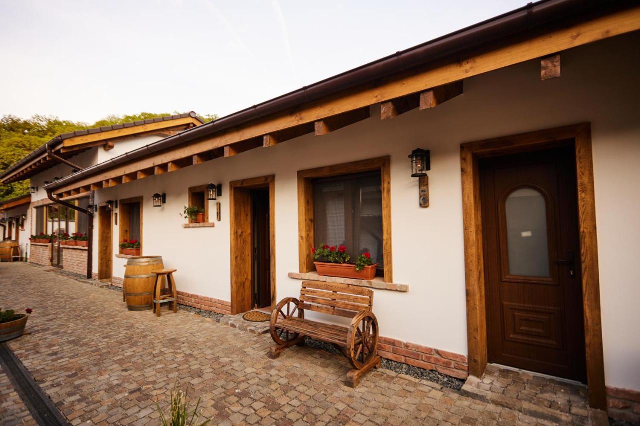 Mediaş Complex Butoaiele Transilvaniei - Cazare & Spa - Natura - Relaxare מראה חיצוני תמונה