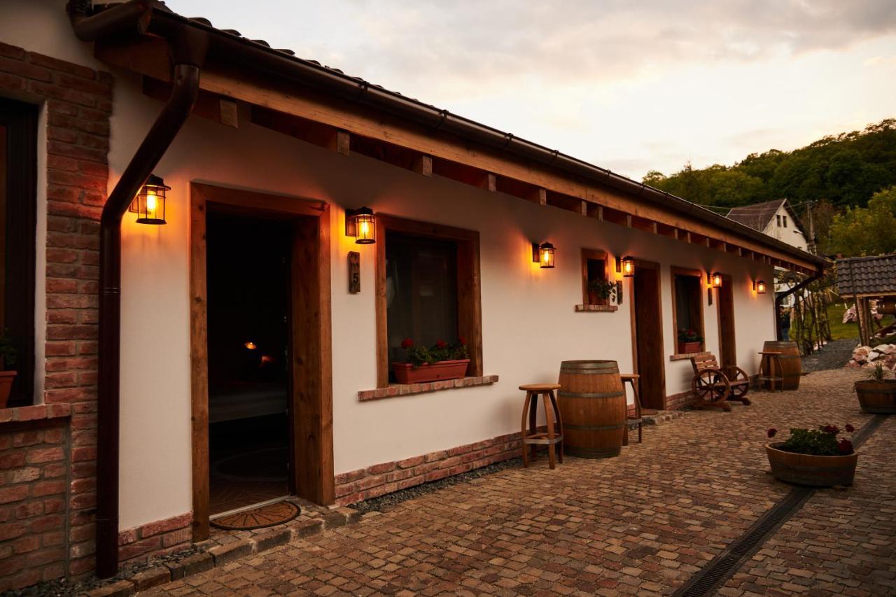 Mediaş Complex Butoaiele Transilvaniei - Cazare & Spa - Natura - Relaxare מראה חיצוני תמונה