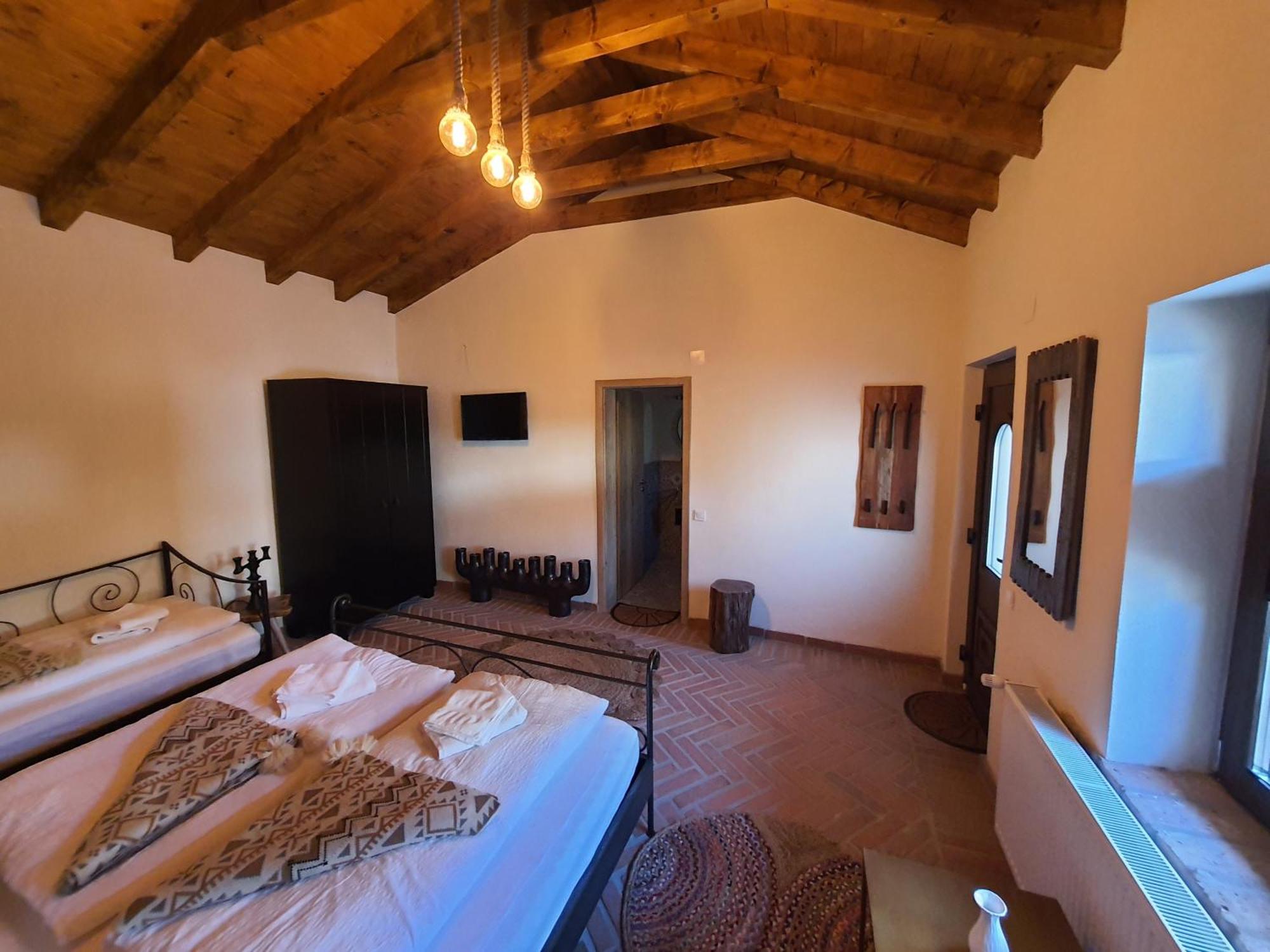 Mediaş Complex Butoaiele Transilvaniei - Cazare & Spa - Natura - Relaxare מראה חיצוני תמונה